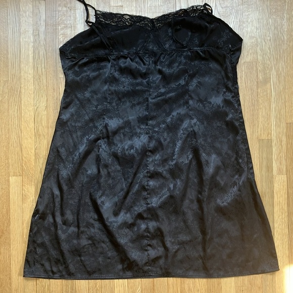 Vintage black floral satin slip with lace xl/1x - Picture 4 of 4